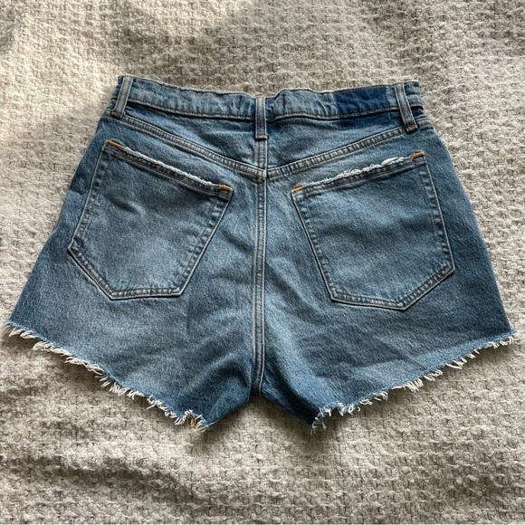 NEVER WORN Size 28 Abercrombie & Fitch High Rise Mom Shorts - Picture 5 of 7